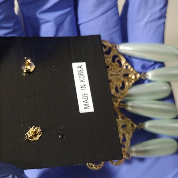 Women's Stylish Gold-tone Filigree Design Long Beads Drop Dangle Earrings, #3 - Picture 4 of 5